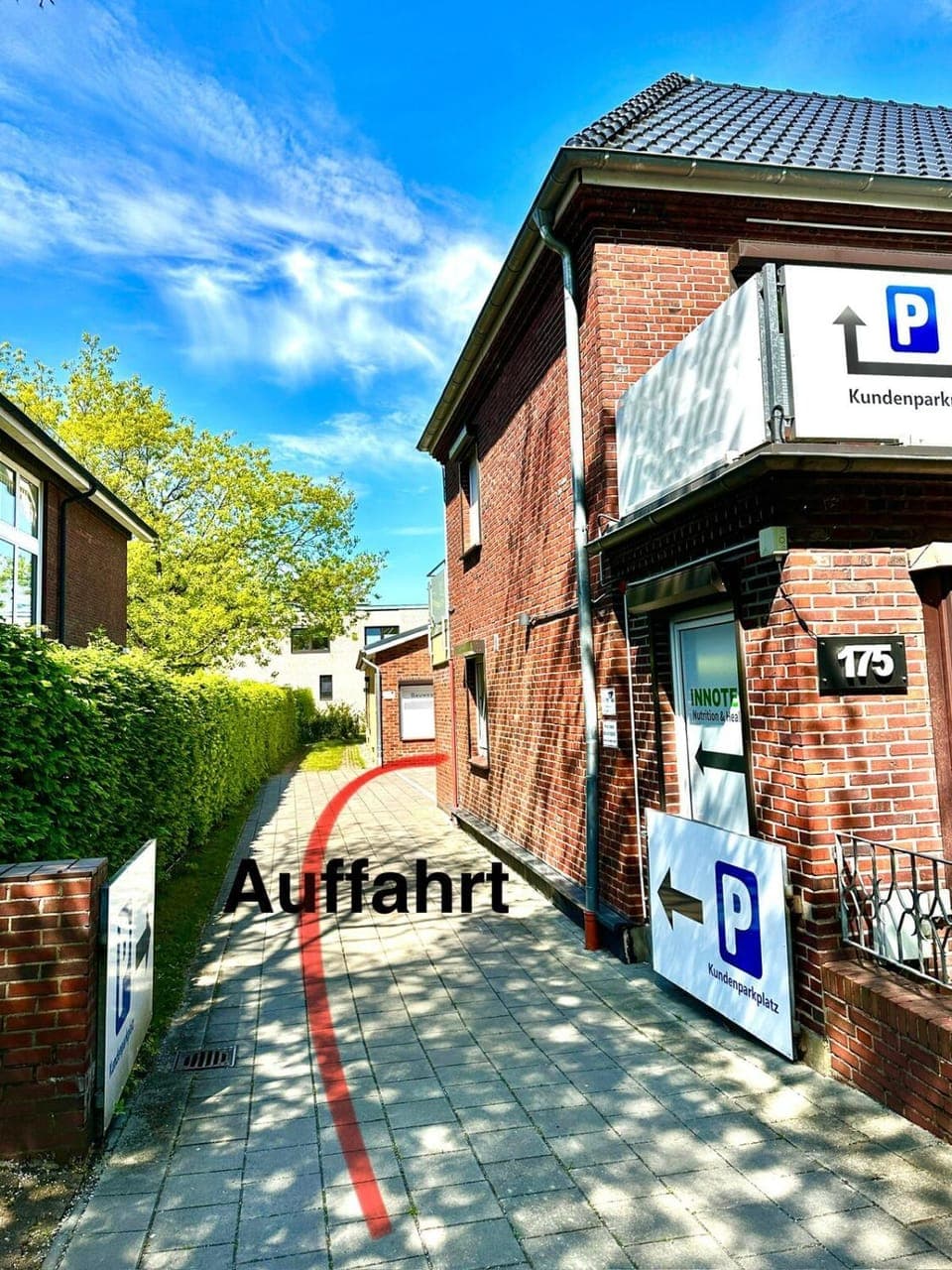 Property building, Day, Street view, Location