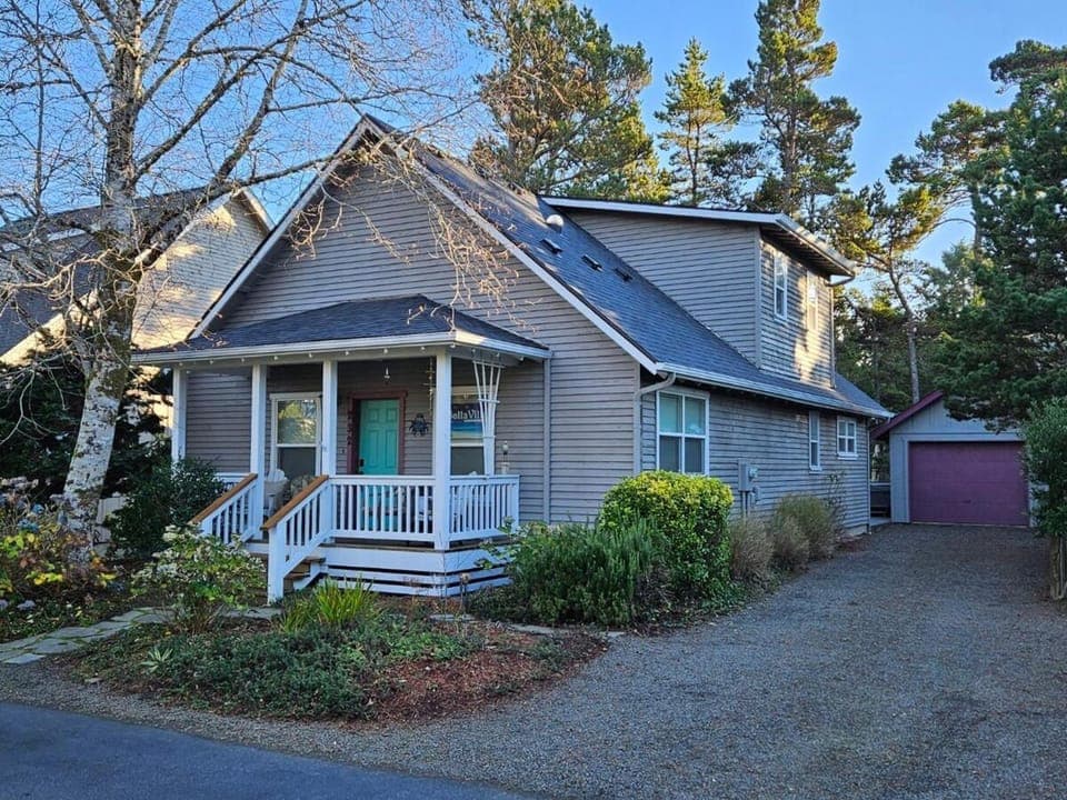Property building, Street view