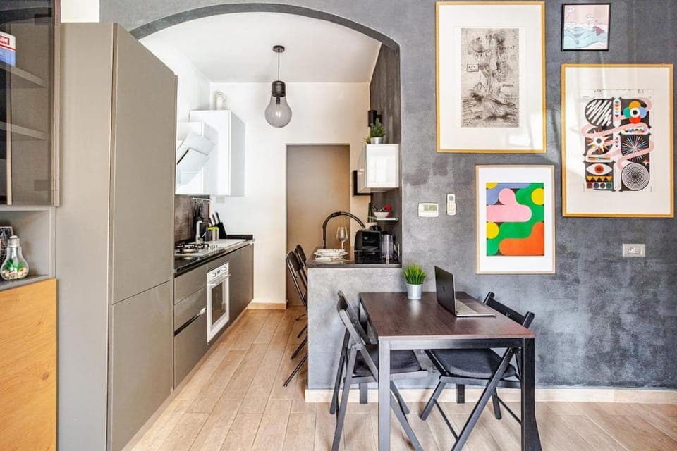 Coffee/tea facilities, Dining area, internet