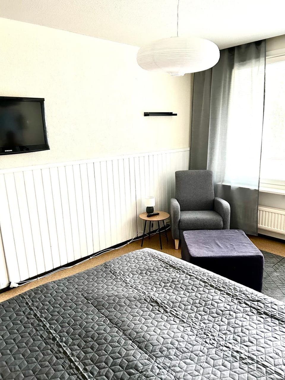 Photo of the whole room