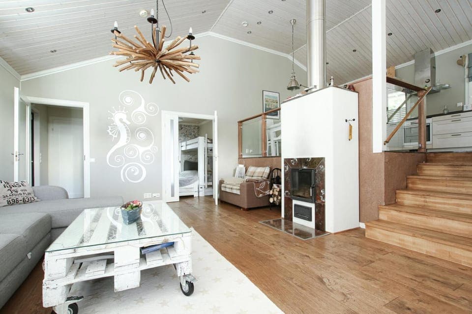 Living room, Seating area, fireplace