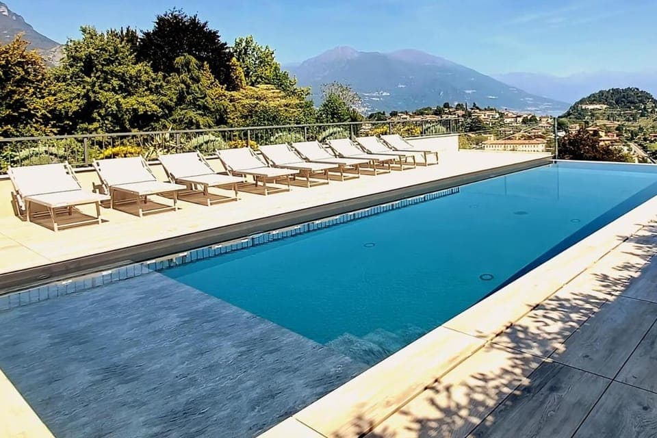 Natural landscape, Lake view, sunbed