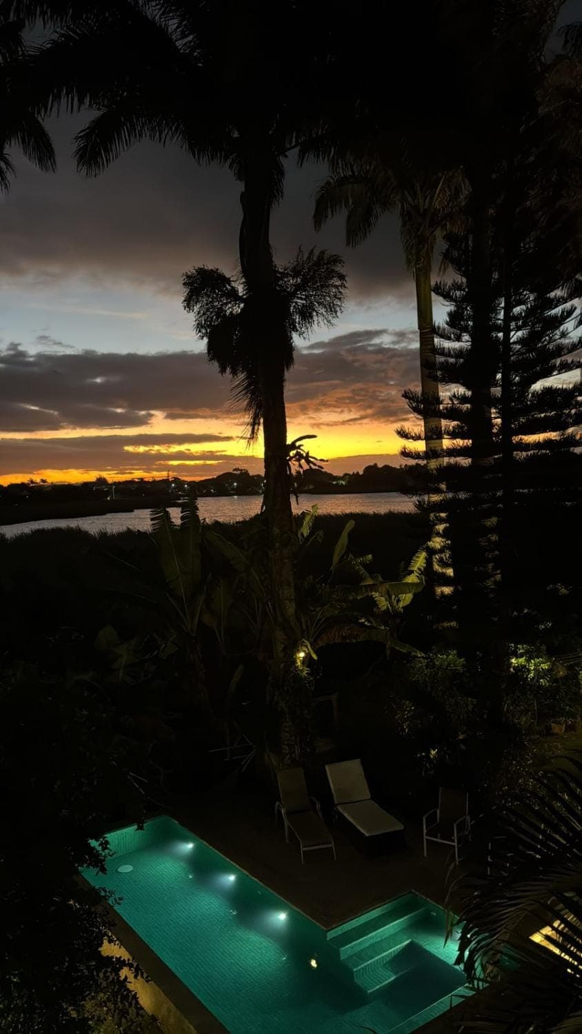 View (from property/room), View (from property/room), Lake view, Pool view, Inner courtyard view