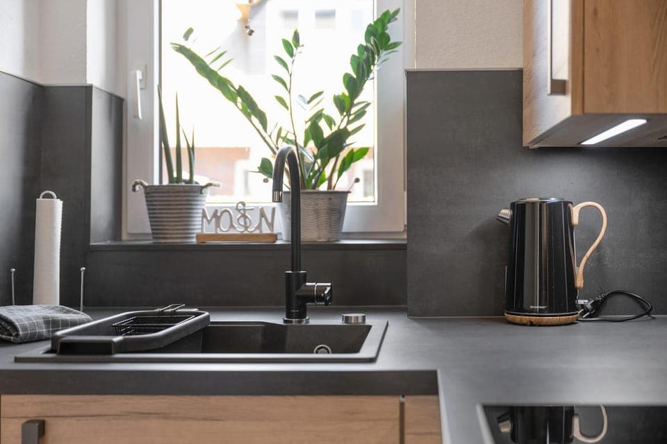 Kitchen or kitchenette, Living room