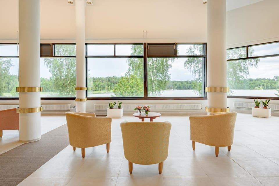 Seating area