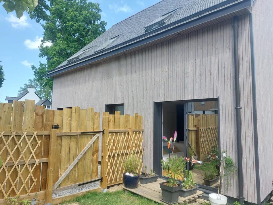 Property building, Garden, Garden view