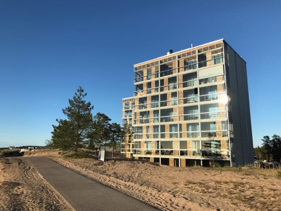 Property building, Day, Neighbourhood, Natural landscape