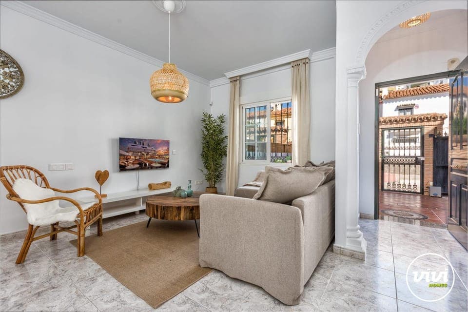 Communal lounge/ TV room, Living room