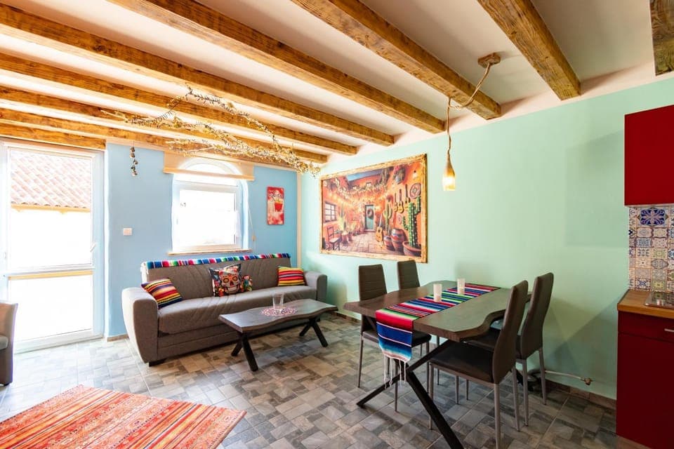 Living room, Other, Other, Other, Seating area, Dining area, towels, kitchen