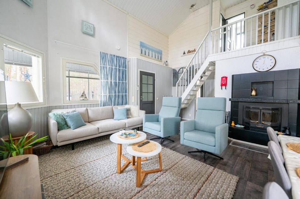 Living room, Seating area, fireplace