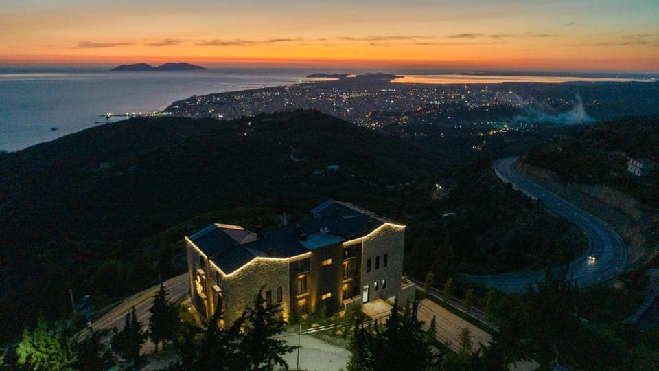 Nearby landmark, Restaurant/places to eat, Natural landscape, City view, Sea view, Sunset