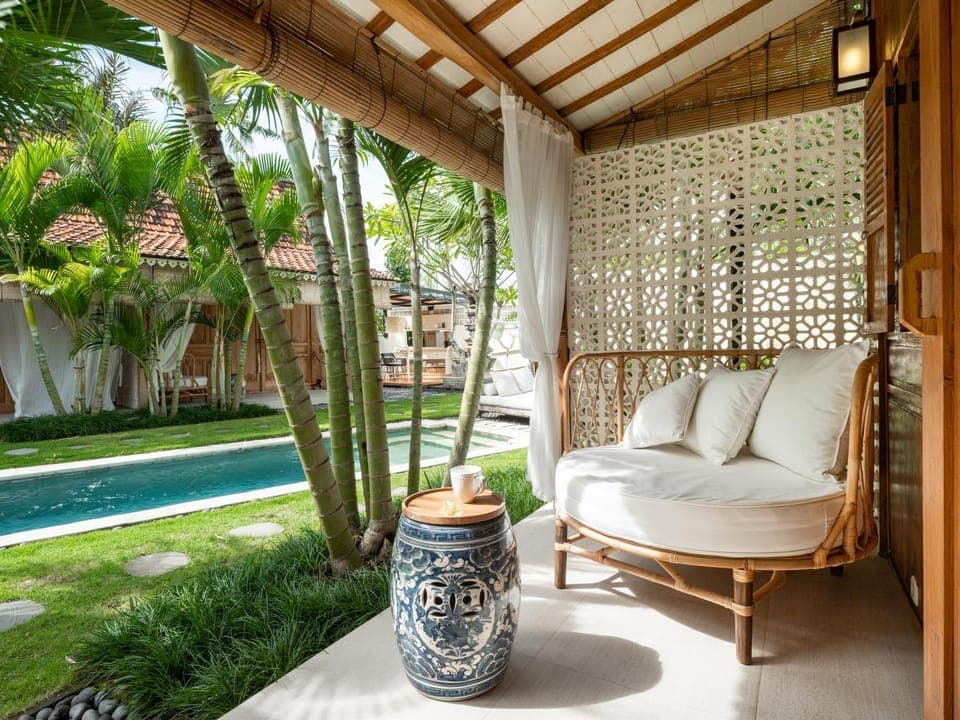 Patio, Balcony/Terrace, Seating area, Garden view, Pool view