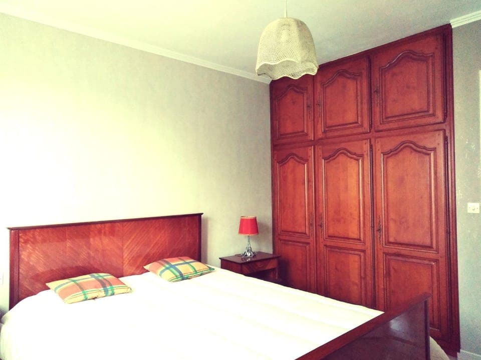 Bed, Photo of the whole room, Bedroom, wardrobe