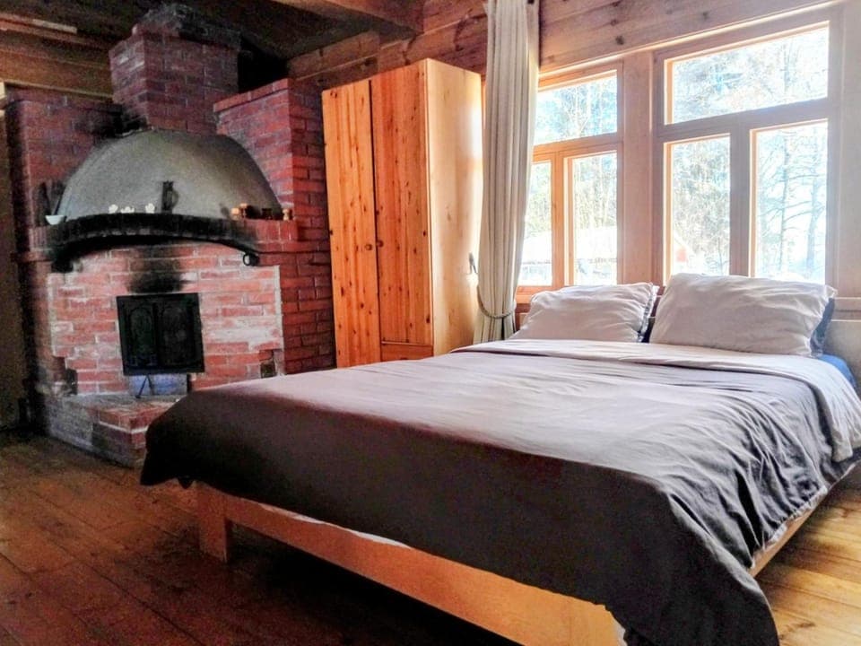 Bed, Photo of the whole room