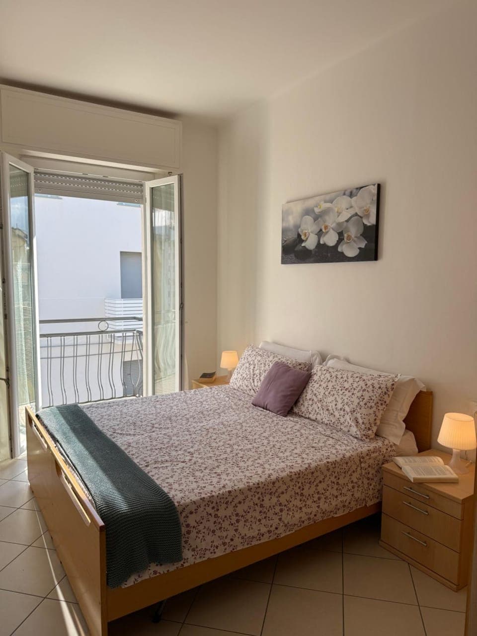 Bed, View (from property/room), Balcony/Terrace, Photo of the whole room, Bedroom