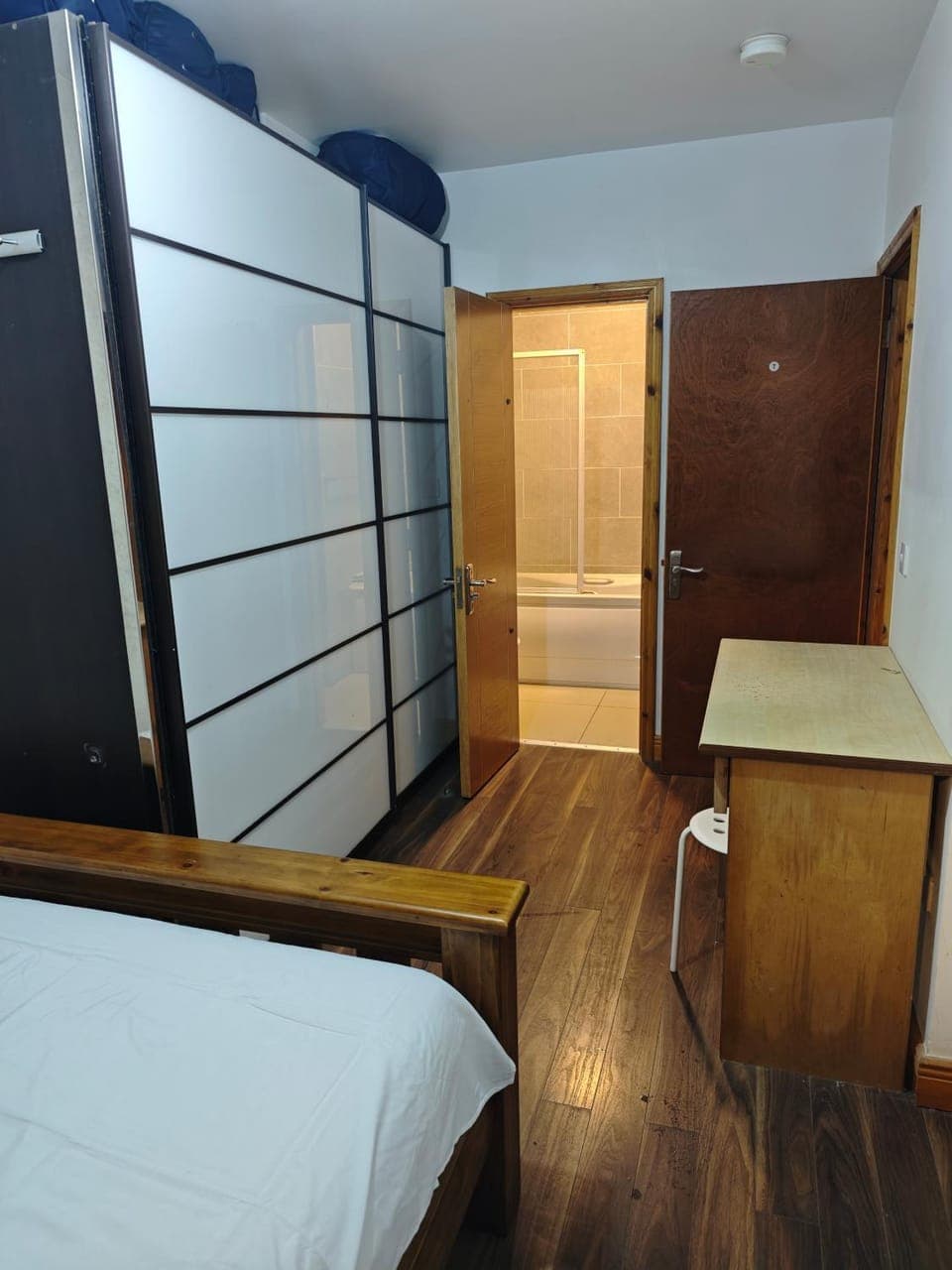 Dublin city center room en-suite Vacation rental in Dublin