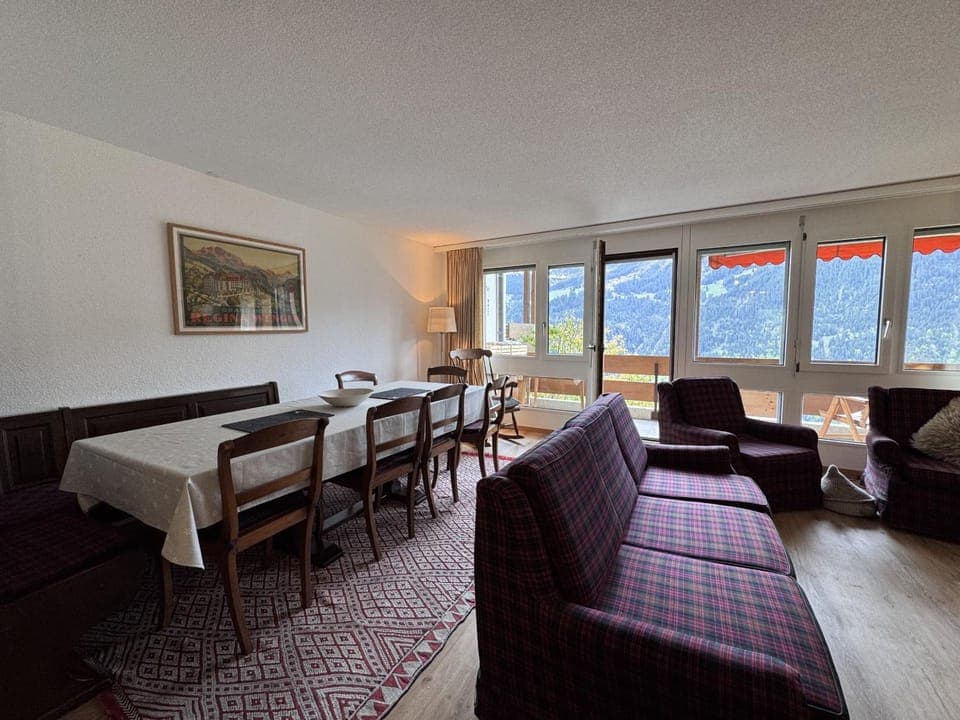 Communal lounge/ TV room, Living room