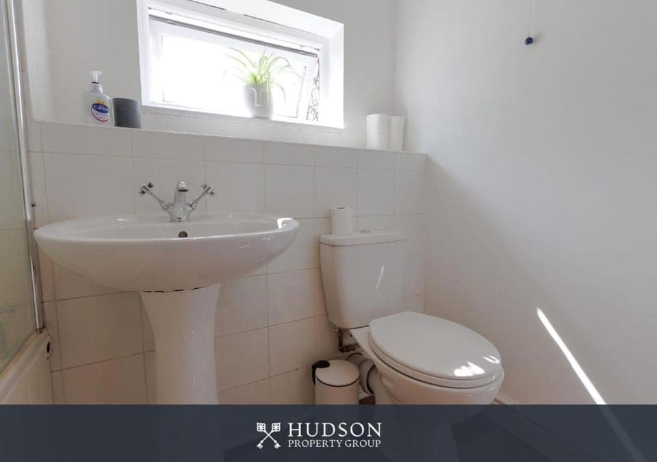 Toilet, Bathroom, Bath