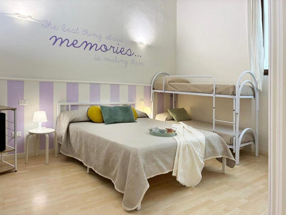 Bed, Bedroom, bunk bed