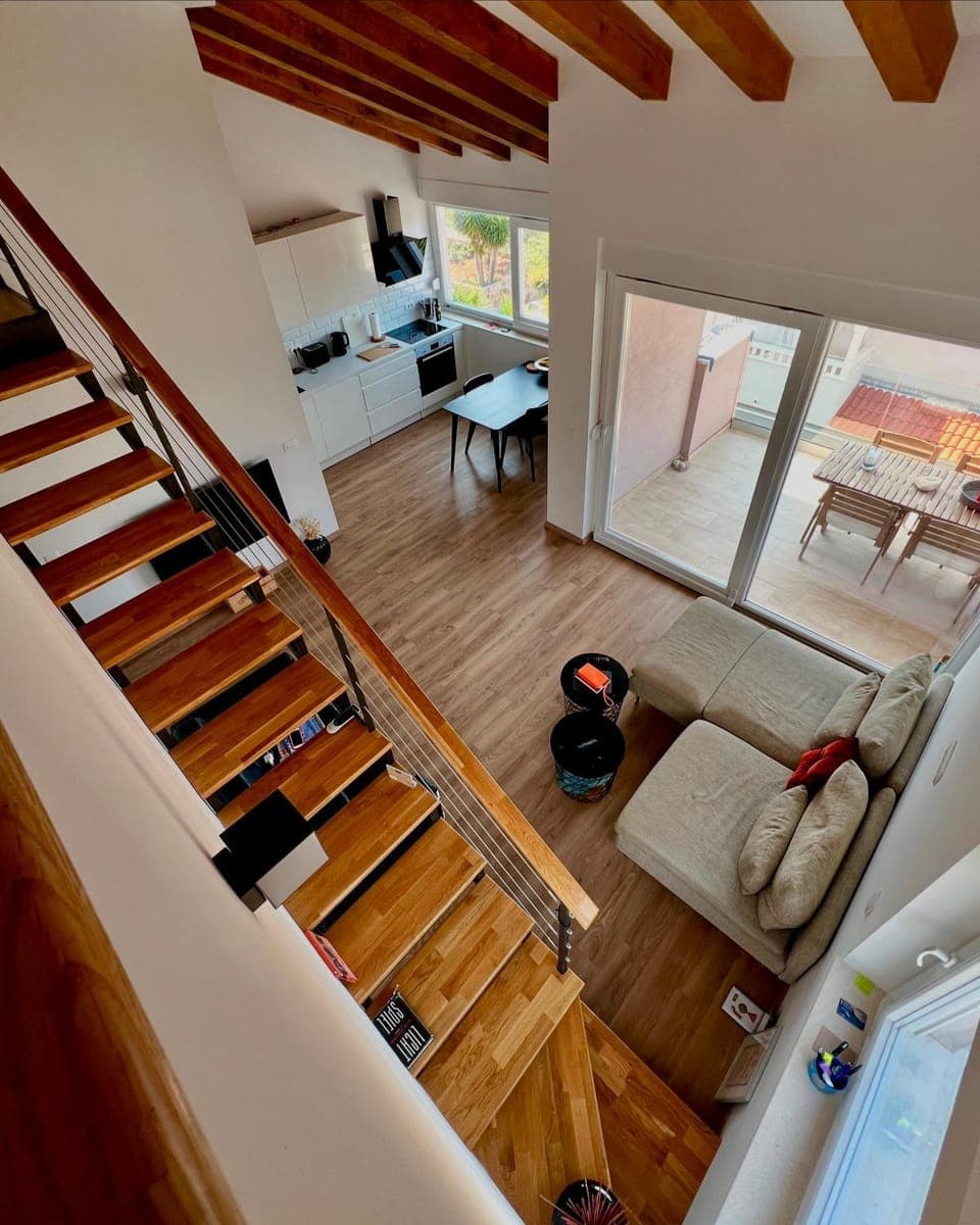 TV and multimedia, Living room, Seating area, Evening entertainment