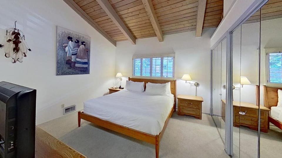 Crestwood 1213 Standard 4 Bedroom House in Snowmass Village