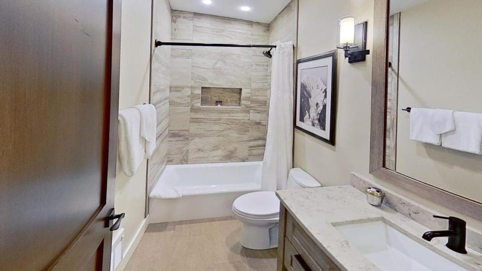 Crestwood 2116 Premier 3 Bedroom House in Snowmass Village