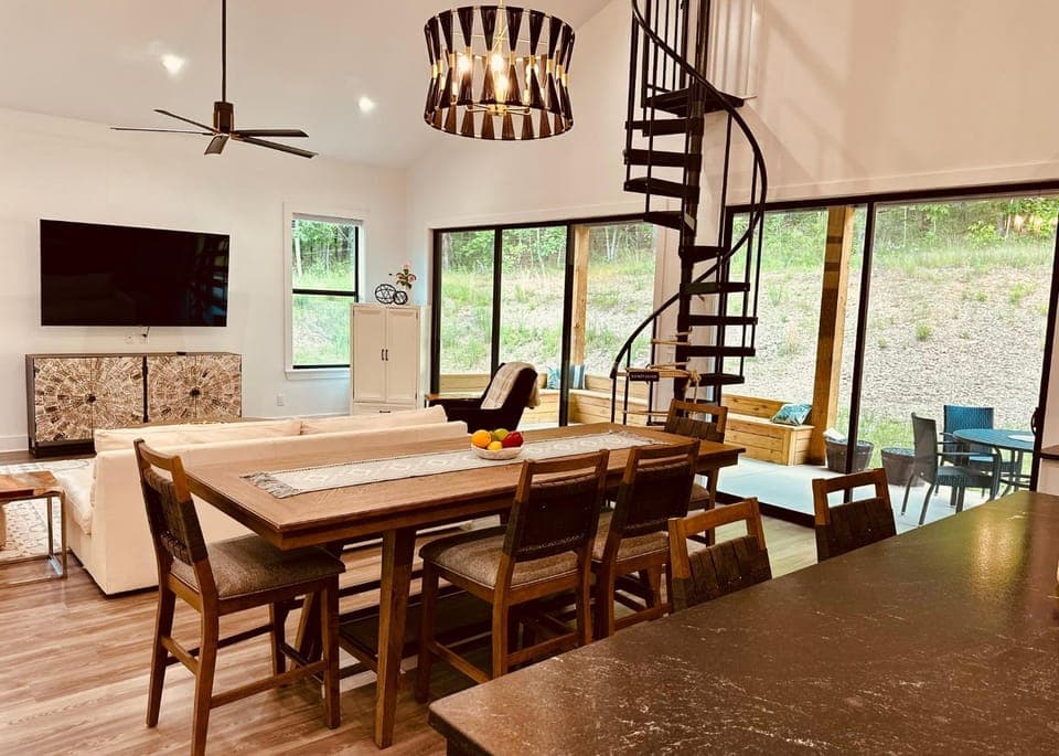 TV and multimedia, Living room, Dining area