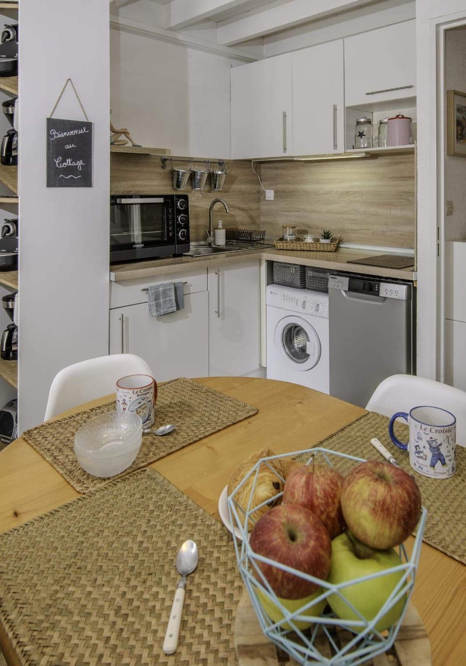 dishwasher, oven, washing machine, dryer, kitchen