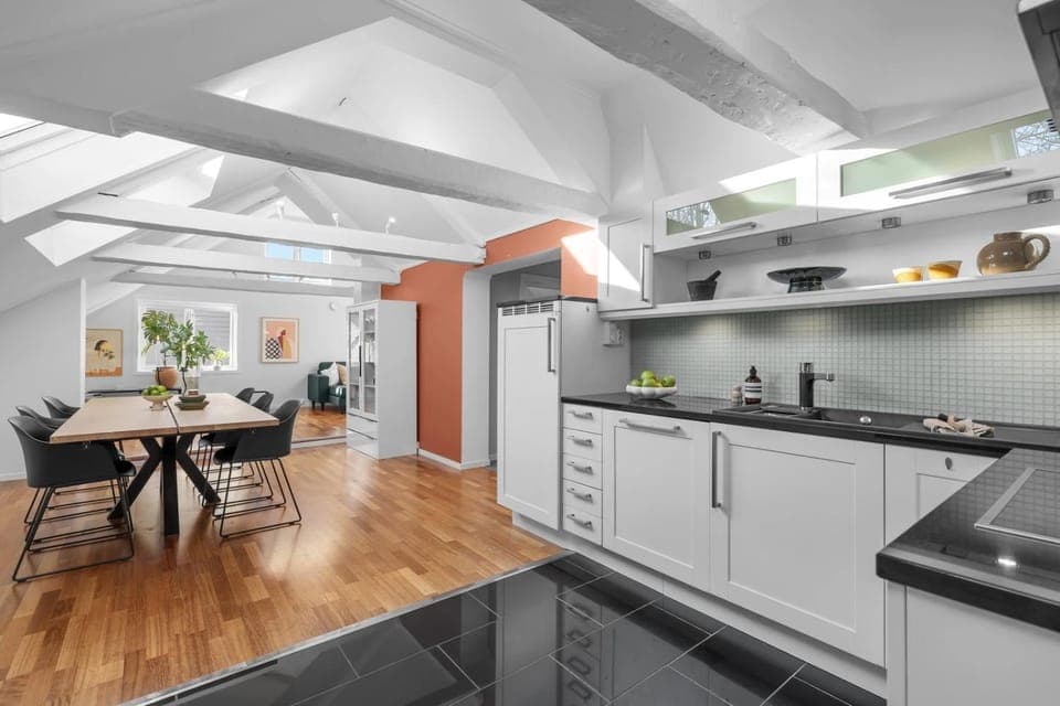 Kitchen or kitchenette, Dining area, dishwasher, minibar, oven, pet friendly, stove