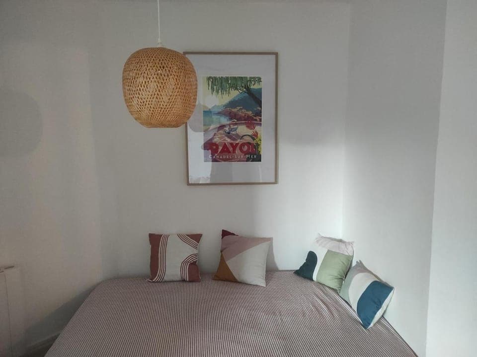 Bed, Decorative detail