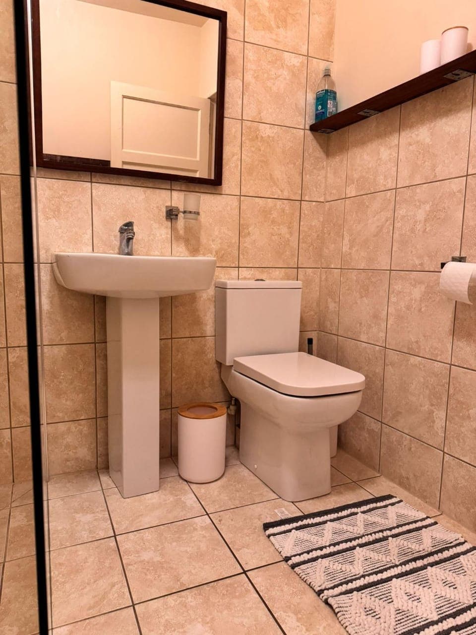 Shower, Toilet, Bathroom