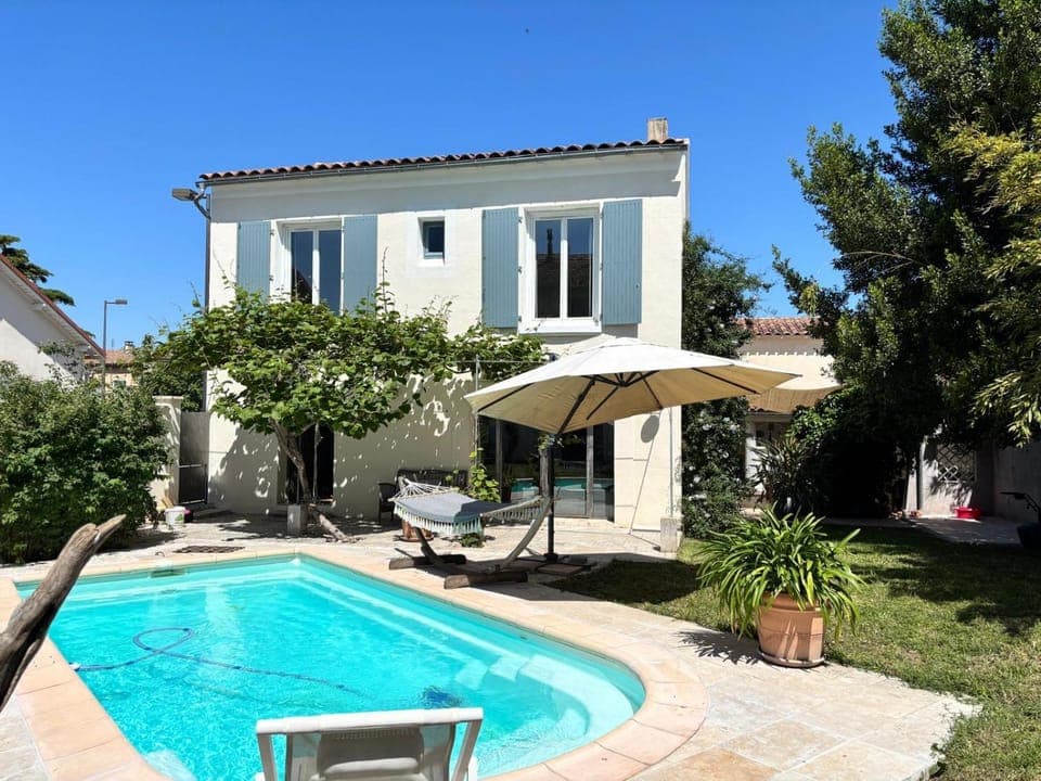 Property building, Swimming pool