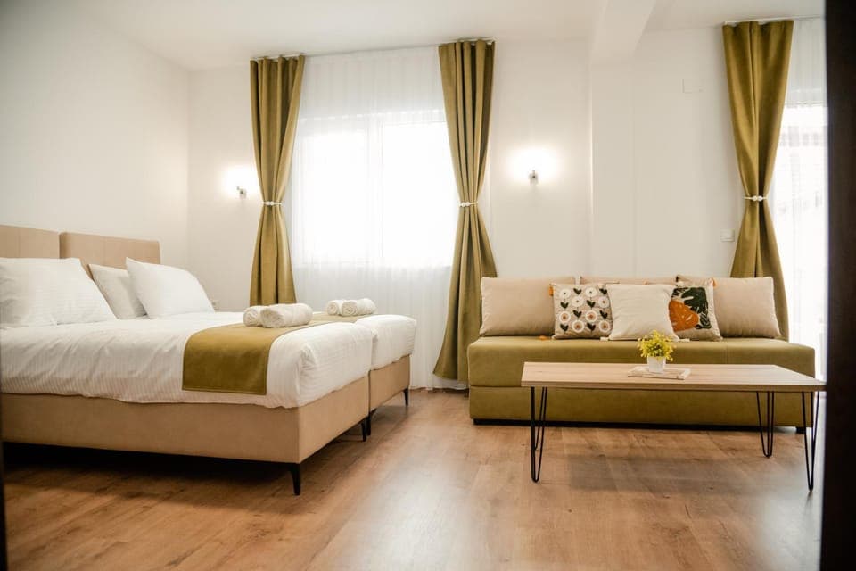 Property building, Coffee/tea facilities, Dining area, Family