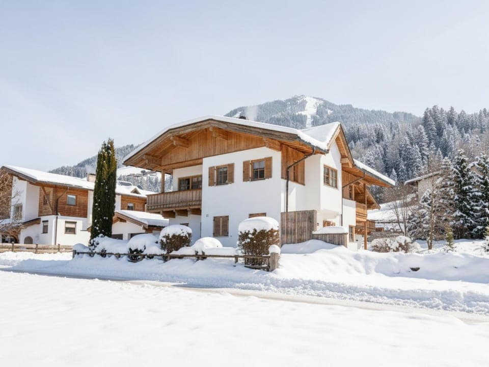 Property building, Winter