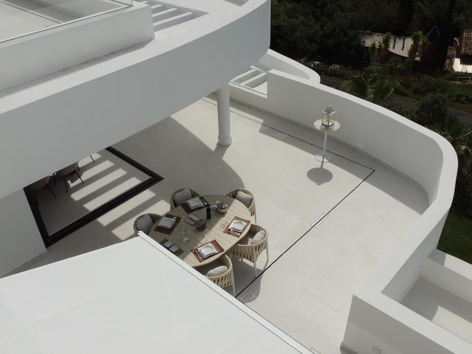 Property building, Living room