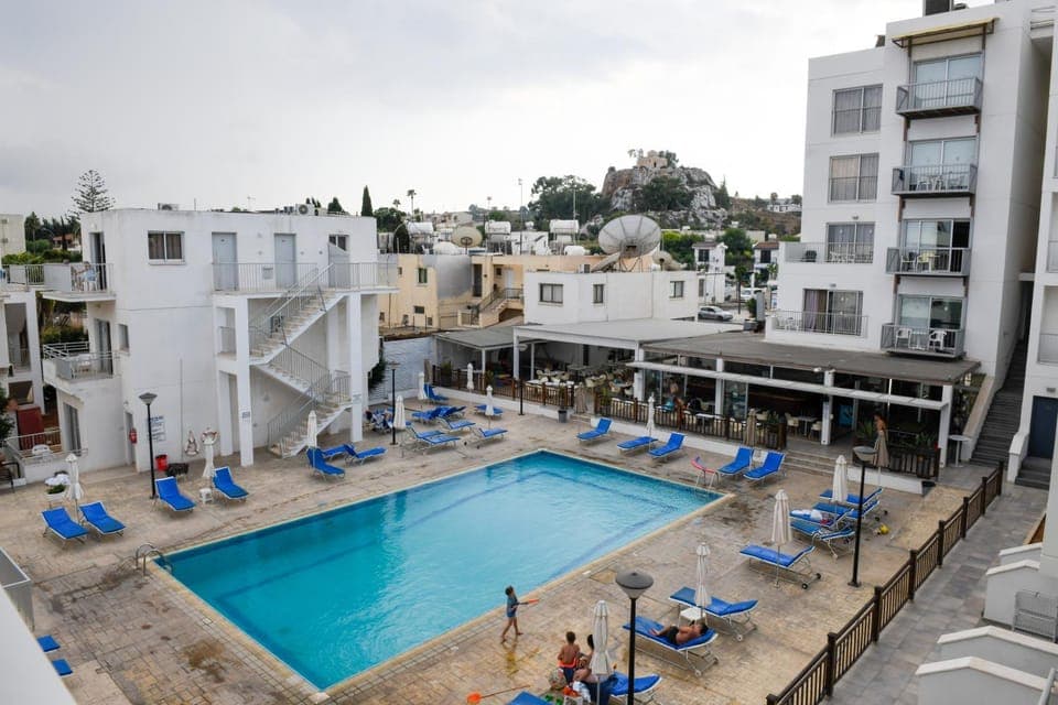 Property building, Swimming pool