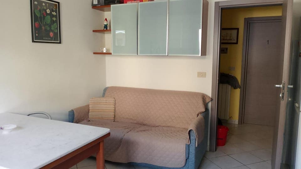 Kitchen or kitchenette, Kitchen or kitchenette, Living room, Seating area, Dining area