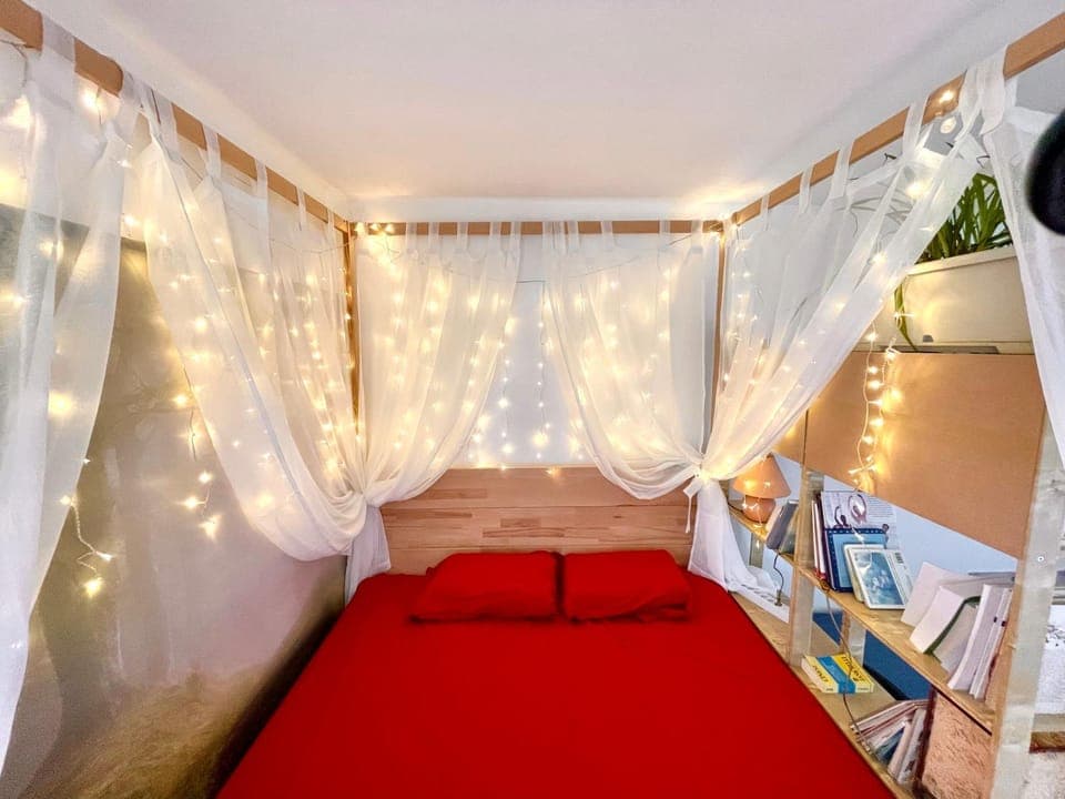 Bed, Library, Bedroom