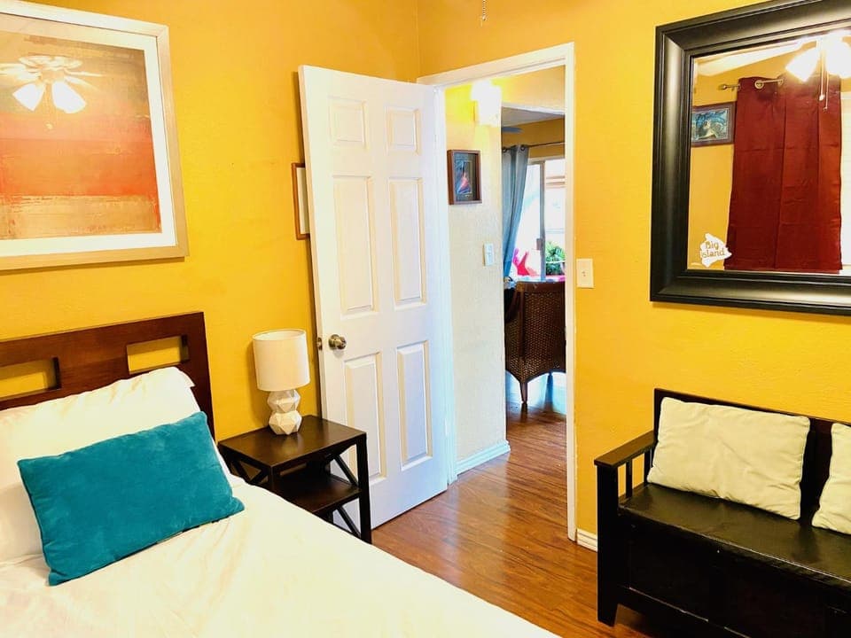 Bedroom, hair dresser