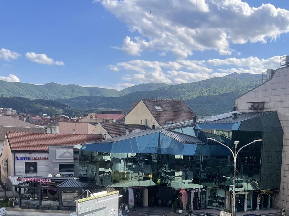 City view, Mountain view