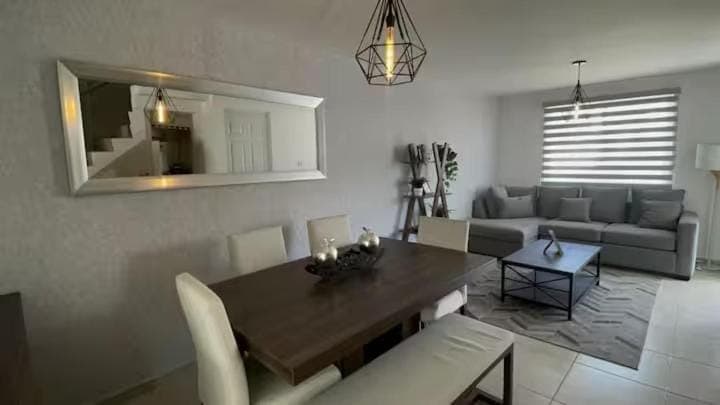 Living room, Dining area