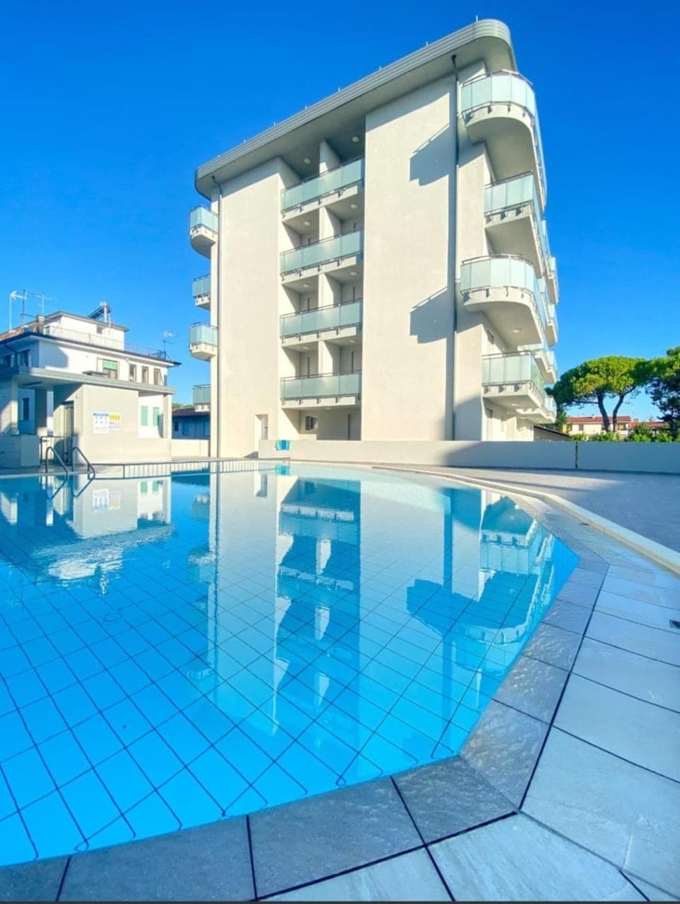 Property building, Pool view, Swimming pool