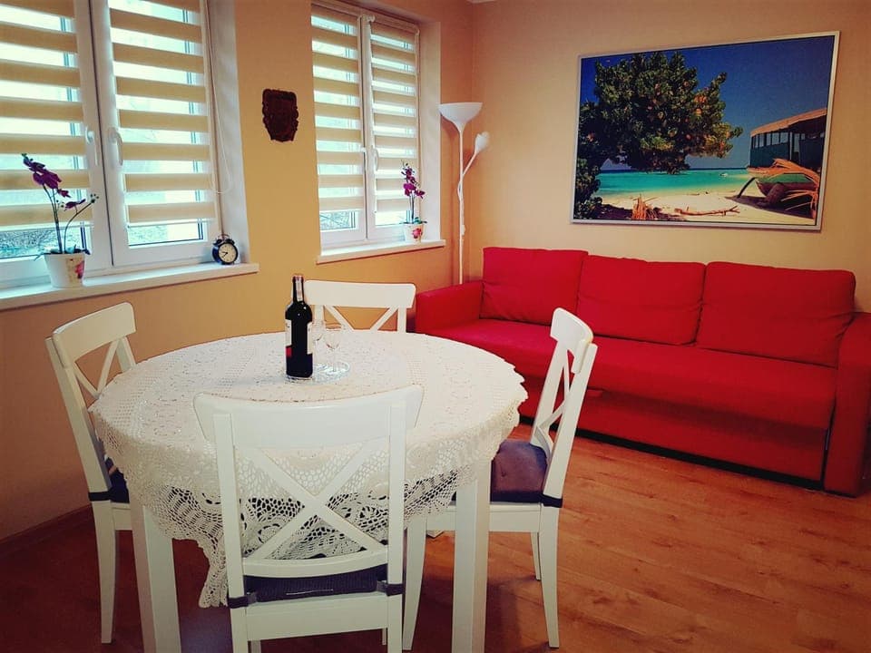 Living room, Seating area, Dining area