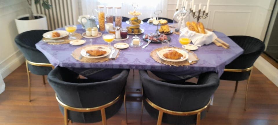 Continental breakfast