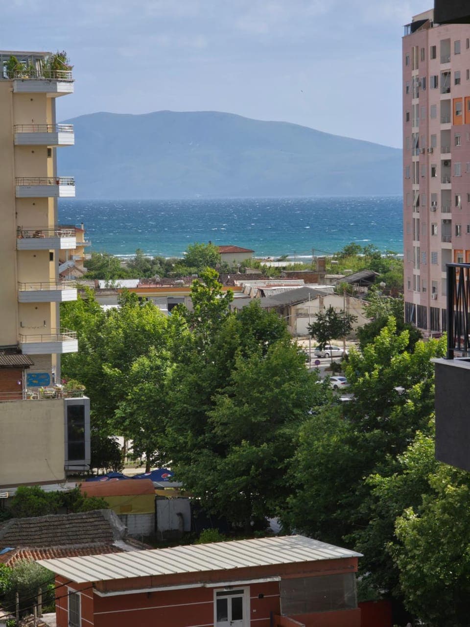 Property building, Day, Natural landscape, City view, Mountain view, Sea view