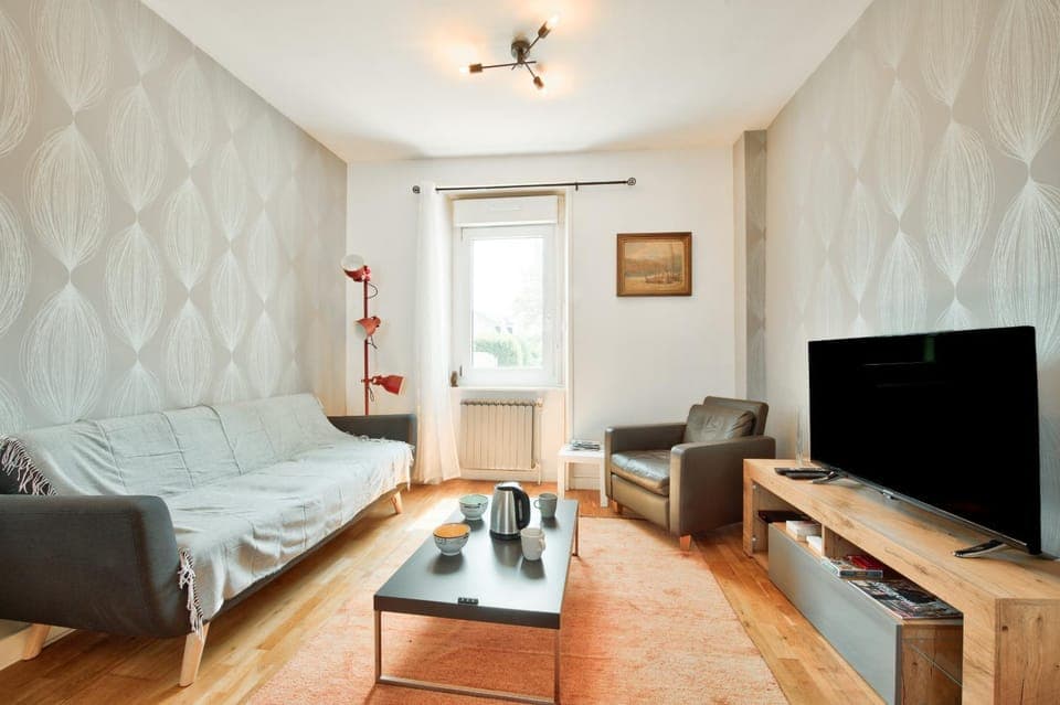 Communal lounge/ TV room, Living room