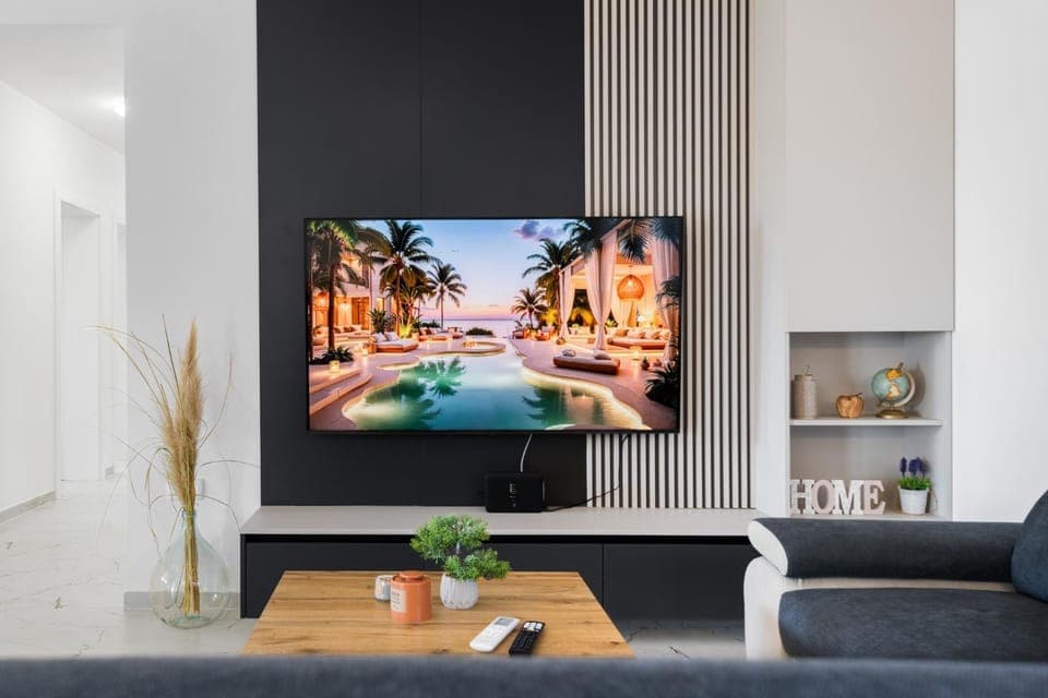 TV and multimedia, Living room, Seating area