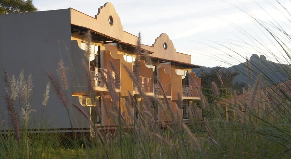 Property building, Area and facilities