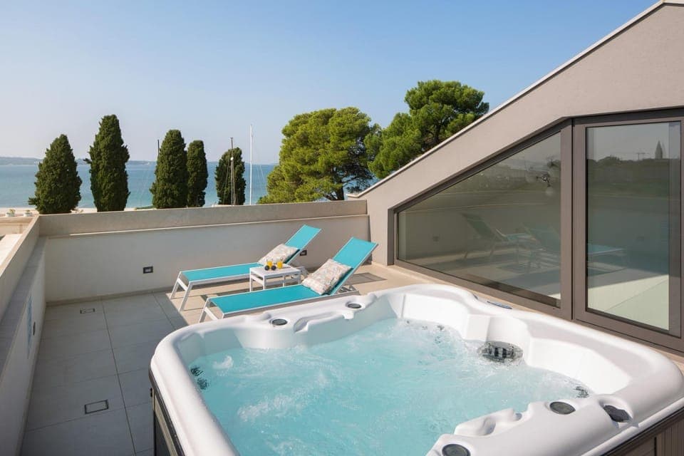 Balcony/Terrace, Beach, Sea view