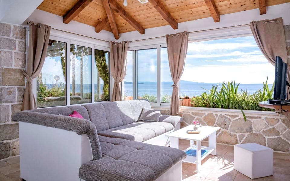 Living room, Sea view
